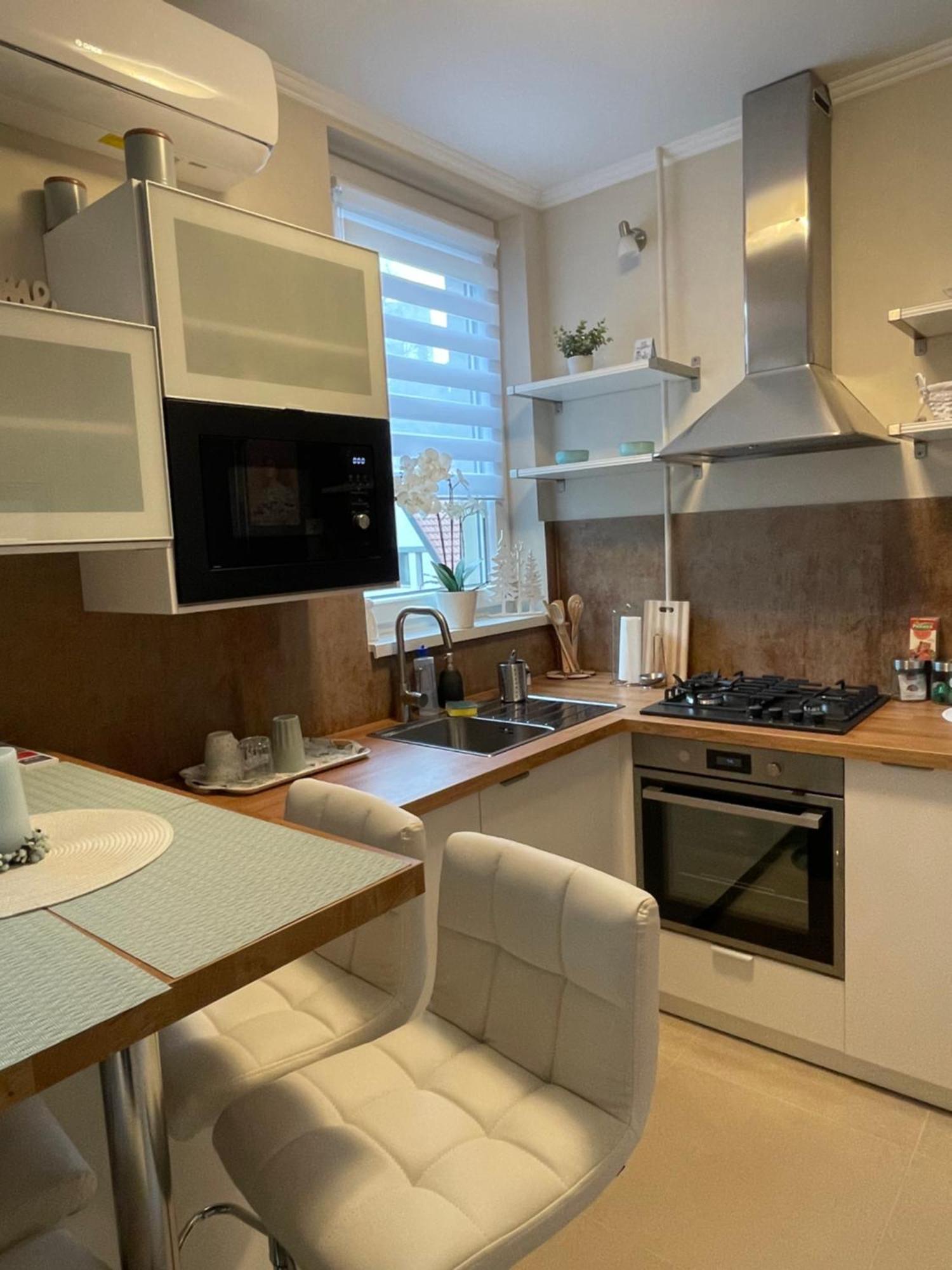 Syl Via Apartman Eger Luaran gambar